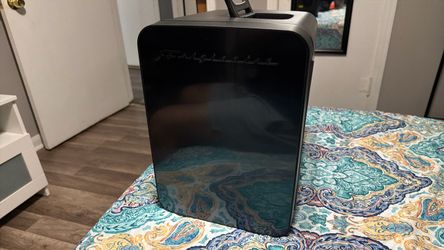 Frigidaire Mini Fridge