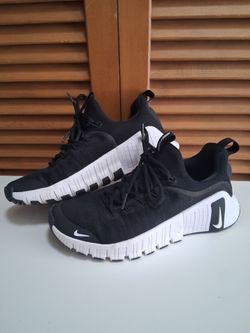 NIKE FREE METCON 6 WOMEN'S SNEAKER * SIZE: 7