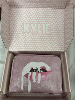 Brand new KYLIE COSMETICS Birthday Collection Birthday Bundle