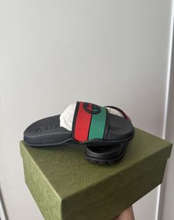 Kids Slides G-U-C-C-I. AUTHENTIC