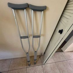 ALUMINUM AXILLARY CRUTCHES 
