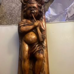 17  Century Wood Statue