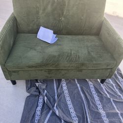 Loveseat 
