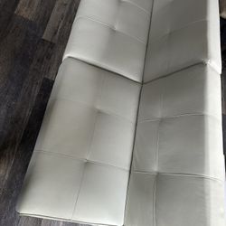 Foldable couch 