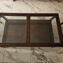 Coffee Table With 2 Stands 