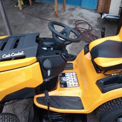 Tractor Cud Cadet  46 Pulgadas Trabajando Nuevo