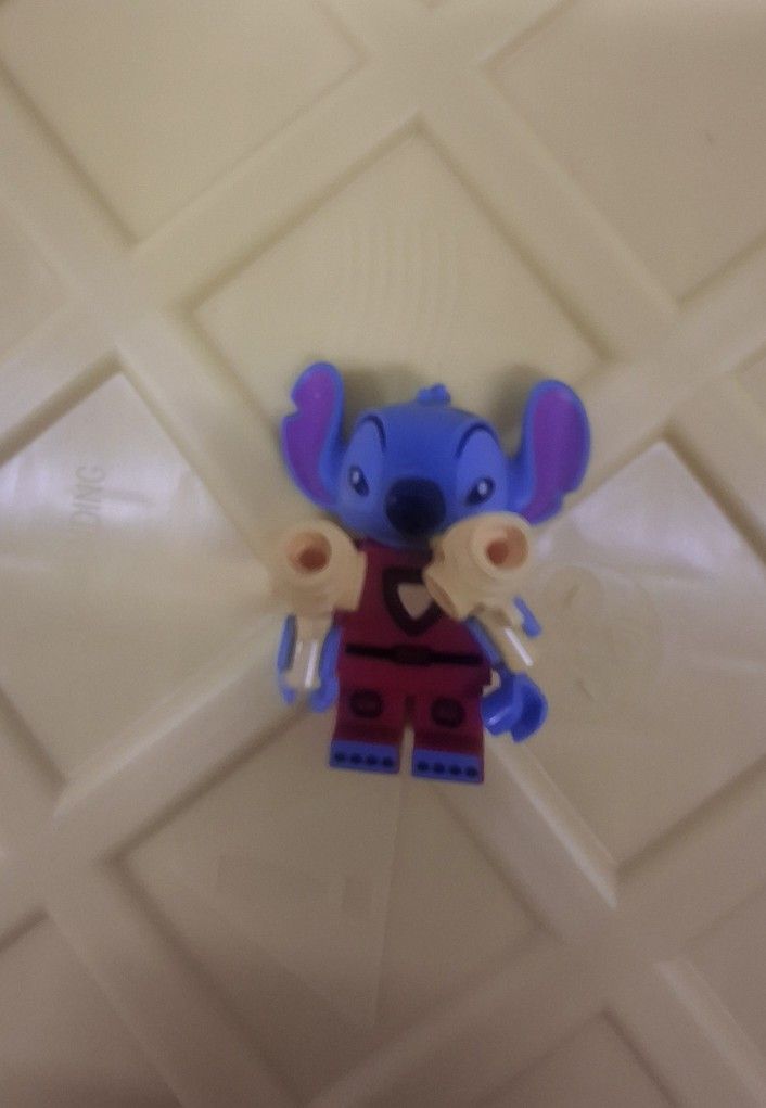 Lego Stitch Minifigure 