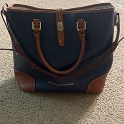 Dooney & Bourke Bag