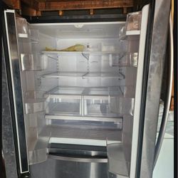 Kenmore Refrigerator And Freezer 