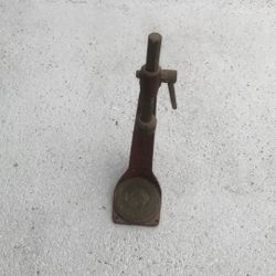 Gear top Bottle Capper