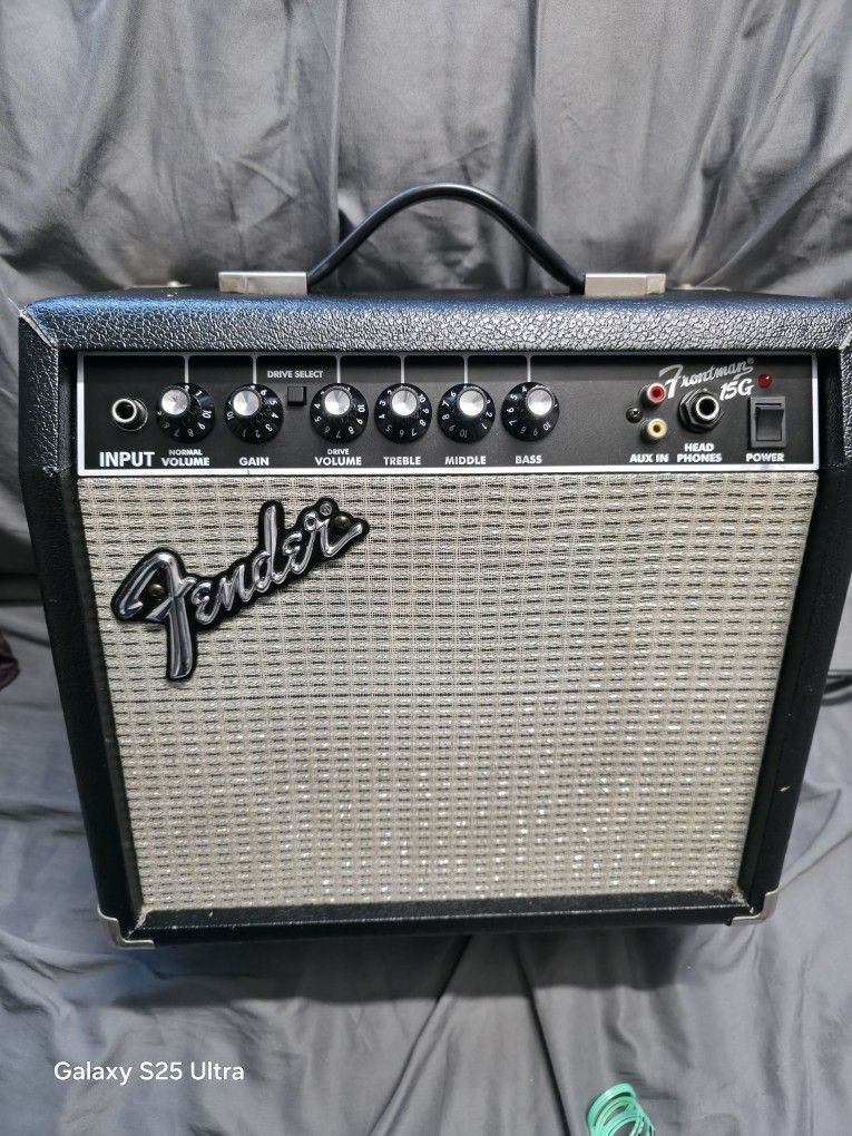 Fender Frontman 15g