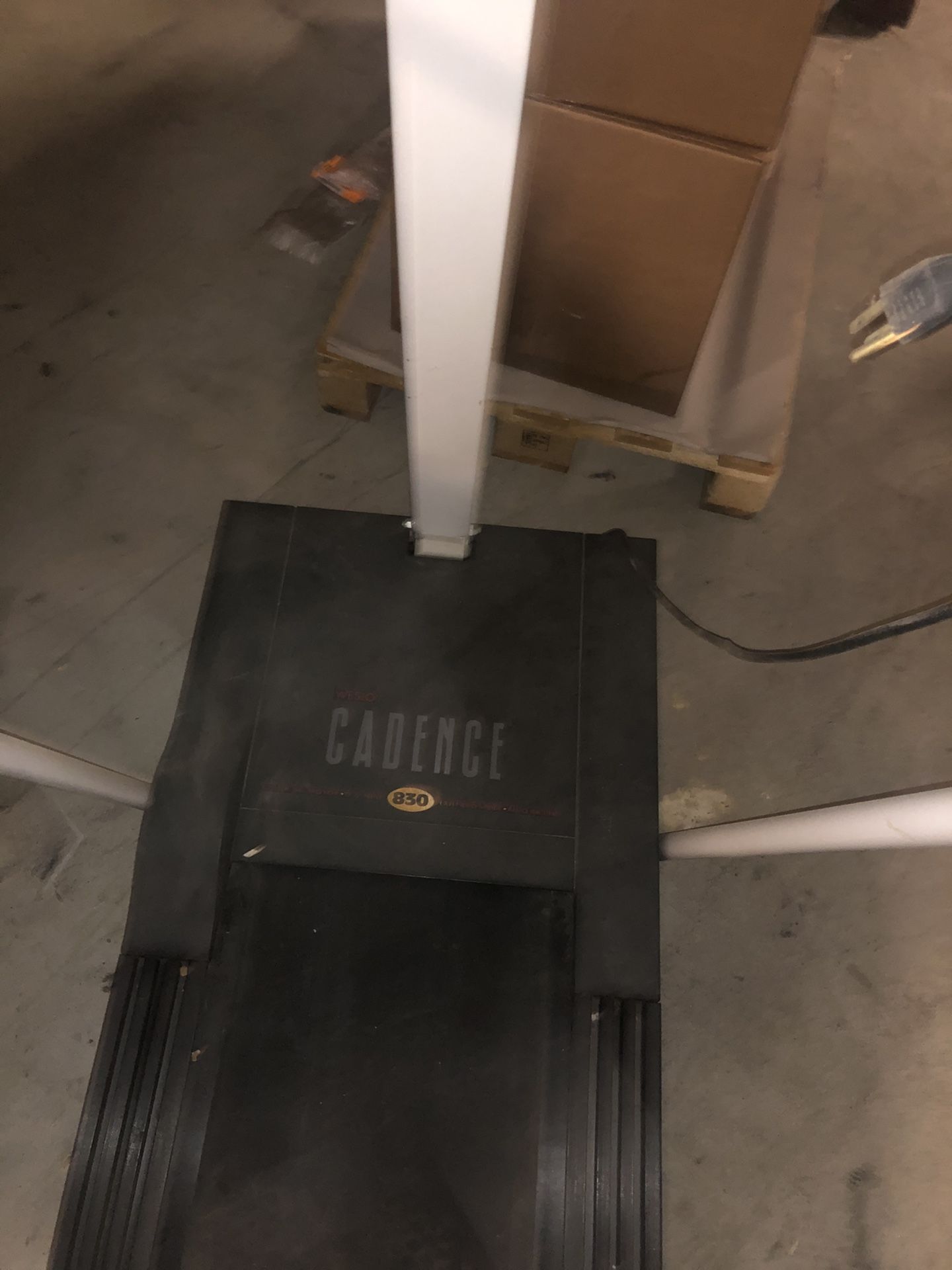 Black 830 Cadence Treadmill