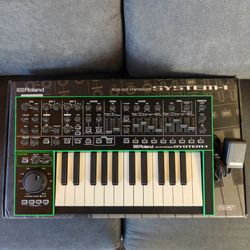 Roland AIRA System-1 - 4-voice, 25-key virtual analog synthesizer