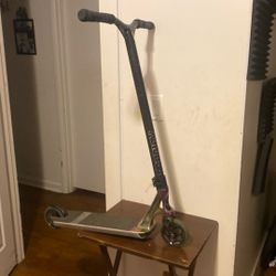 Prodigy Scooter With Skater Shoes 