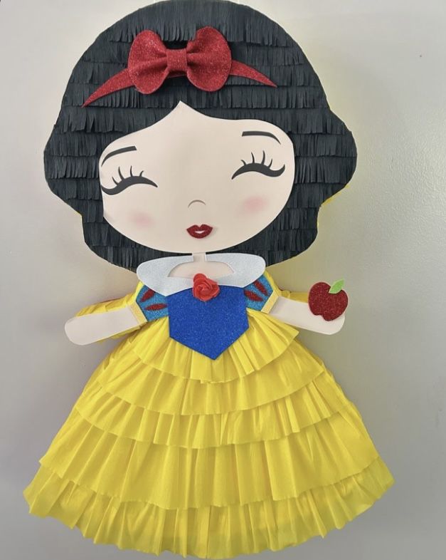 Princess (Snow White ) Piñata