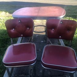 Red vintage table and chairs 
