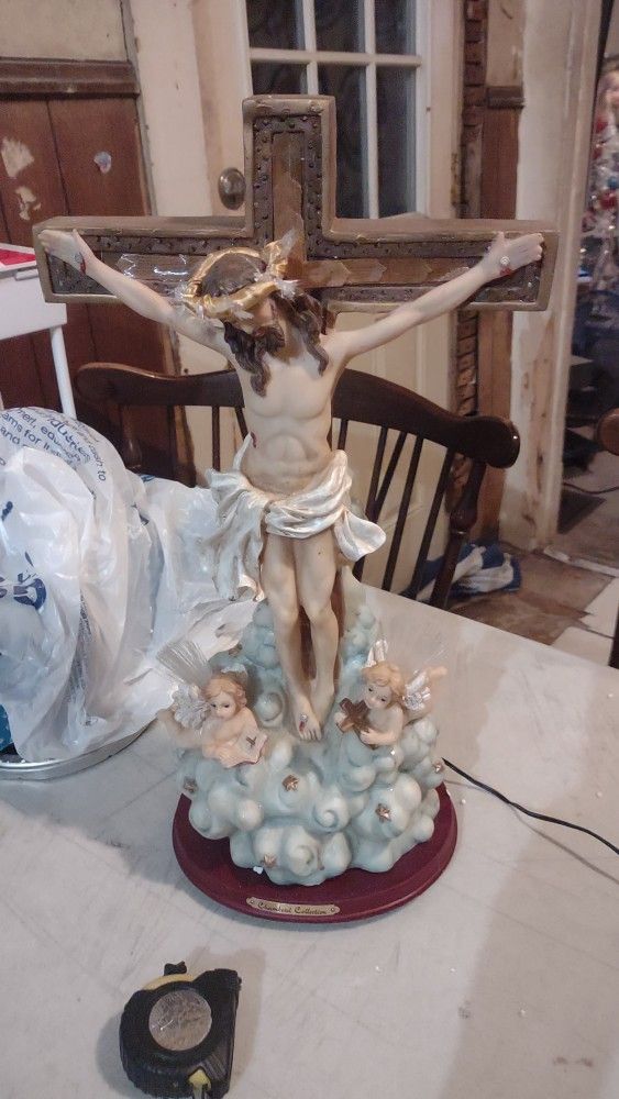 2003 Eleco 19" Fiber Optic Jesus On Cross, Chambord Collection