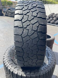 285/70/17 (4) Falken Wildpeak AT