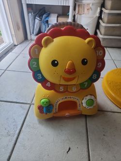 Toddler walker/ rider