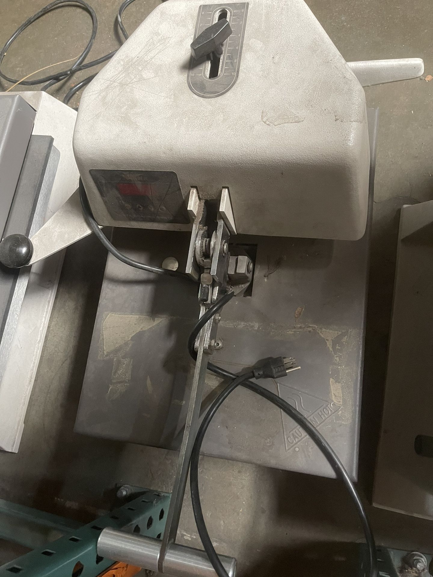 FULLY FUNCTIONING 16x20 Insta Heat Press for Sale in Downey, CA OfferUp