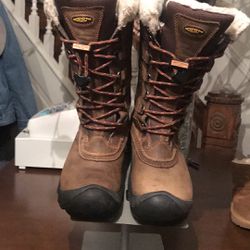 Women Keen Leather Shearling Boots Size 6