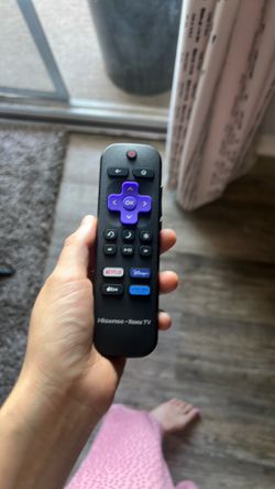 40 inch Hisense Roku HD tv