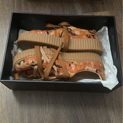 Camo Women’s Pumas 