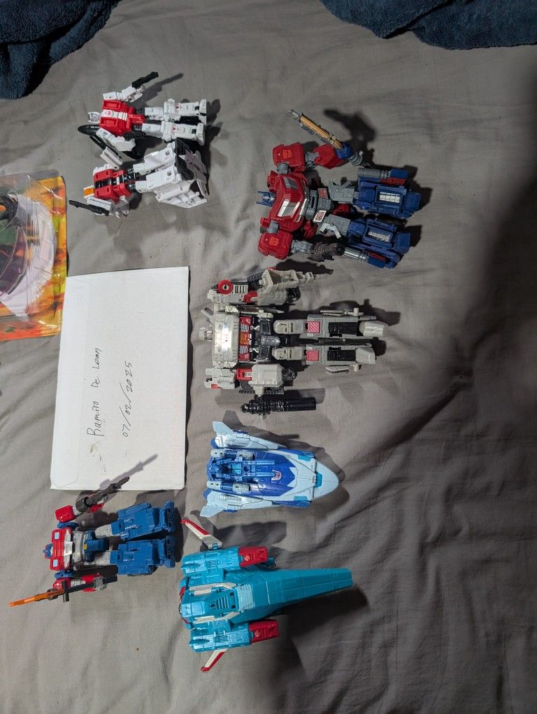 Selling Figures