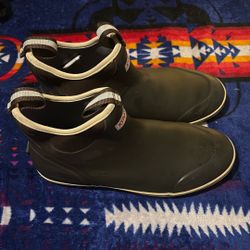 XTRATUF MENS 6" ANKLE DECK BOOTS BROWN SIZE 11