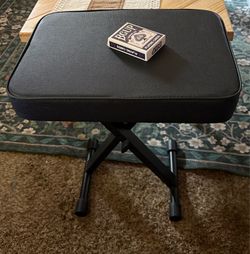 Adjustable X-Style Keyboard Bench