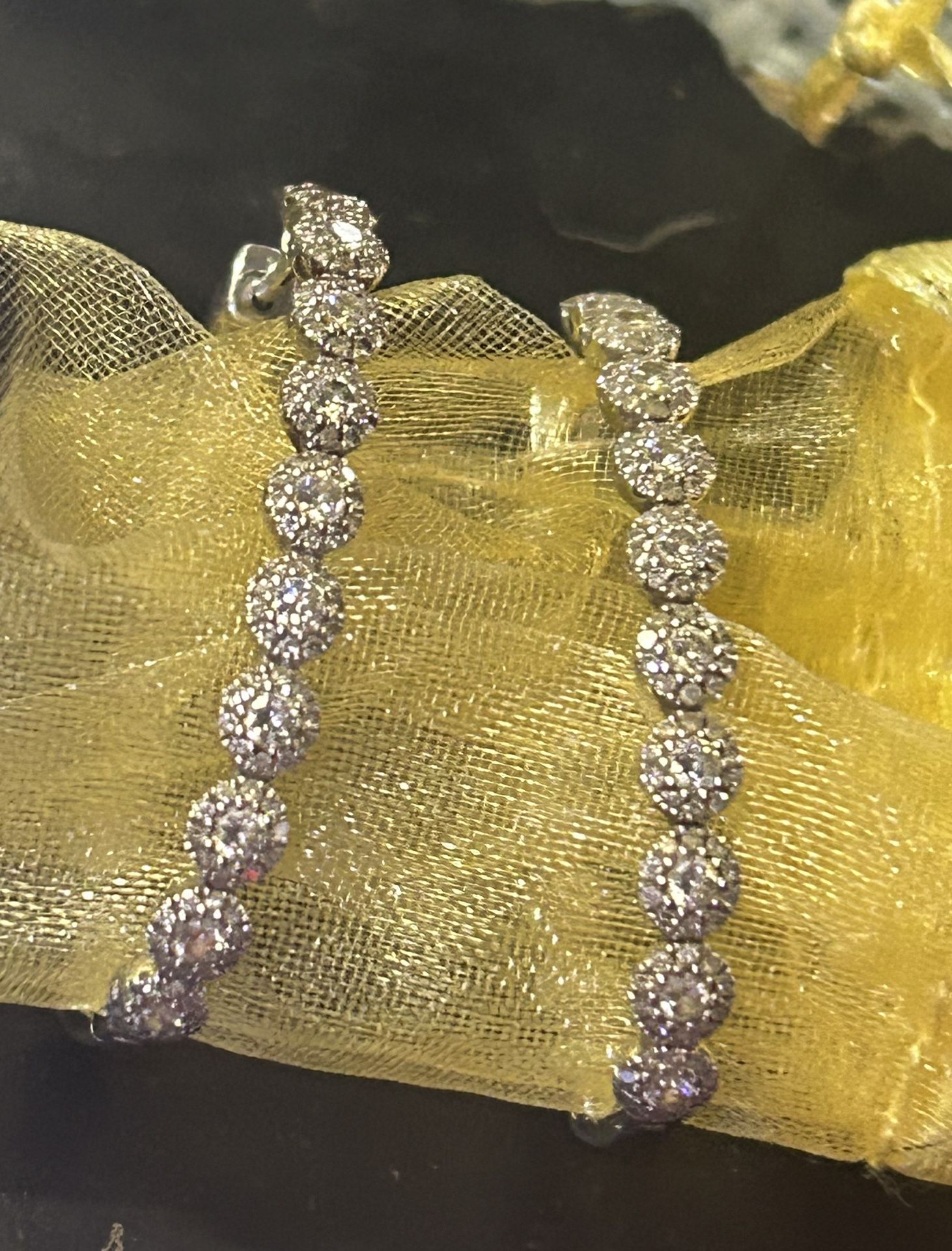 10k White Gold Diamond Hoop Eaarings
