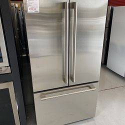 GE Monogram Stainless Steel ENERGYSTAR 23.1 Cu. Ft. Counter Depth French Door Refrigerator 