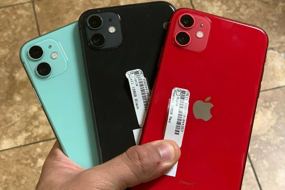 Factory Unlocked iPhone 11 128GB