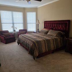 Entire King Bedroom With Matching Chairs
