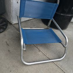 Used Foldable Beach Chair 