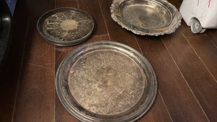 A set of silver