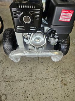 Pressure Washer- 4200psi- Belt Drive- New Honda