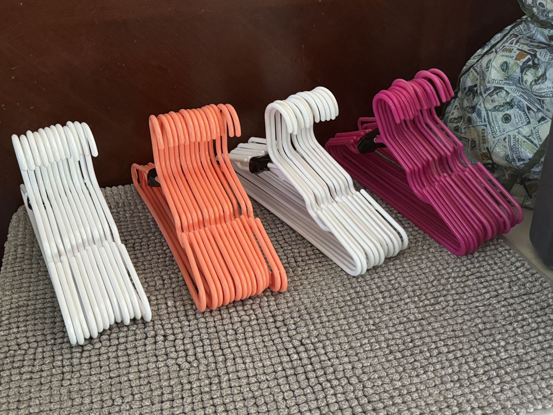 Ganchos $2