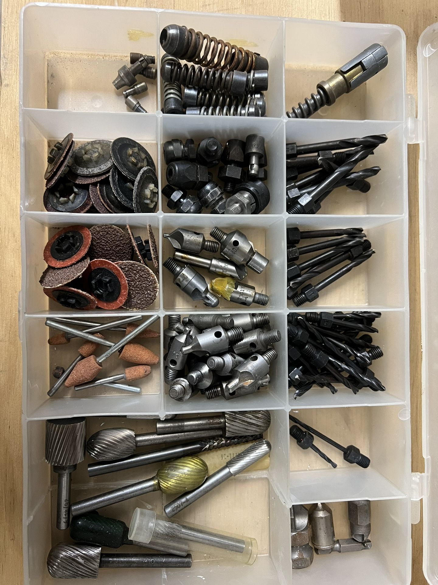 Rotary Tool & Die Grinder Bit Set – Burrs, Stones, Discs, Collets & Accessories 