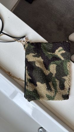 Camo purse
