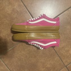Pink Vans Size 9.5 Men’s 