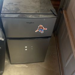 Mini Fridge W/ Freezer