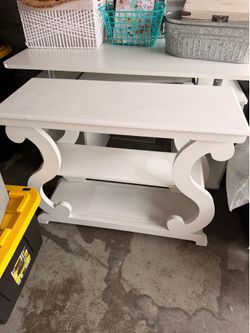 White decorative decor holder
