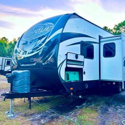 RV CAMPER 