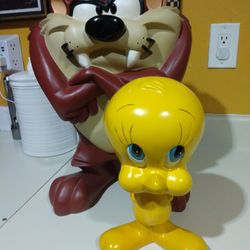 Vtg WB Tweety & Tasmanian Devil Statues