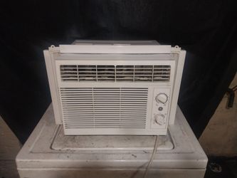 Air Conditioner General Electric 5,000 BTU