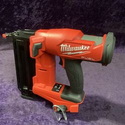 🧰🛠Milwaukee M18 FUEL Brushless Cordless GenII 18-Gauge Brad Nailer-LIGHTLY USED!(Tool-Only)-$200!🧰🛠 