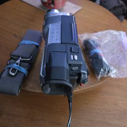 Trv-250 handycam by Sony