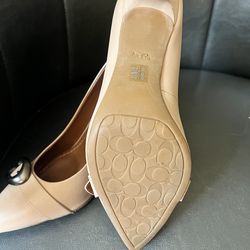 Coach Waverly Pump Size 8