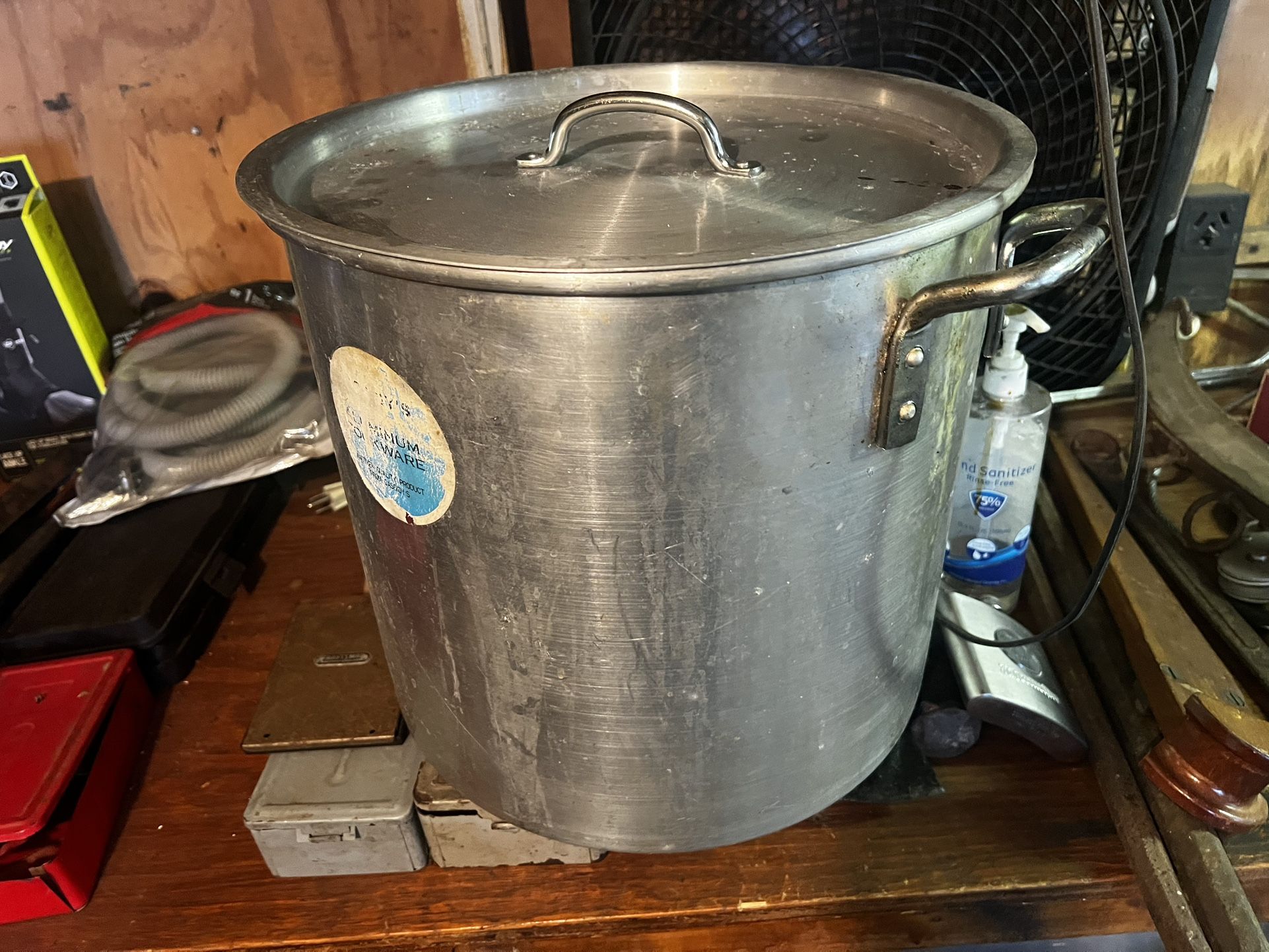 Huge Aluminum Stock Soup Turkey Crab Pot 14” Diameter W/lid $25 Firm